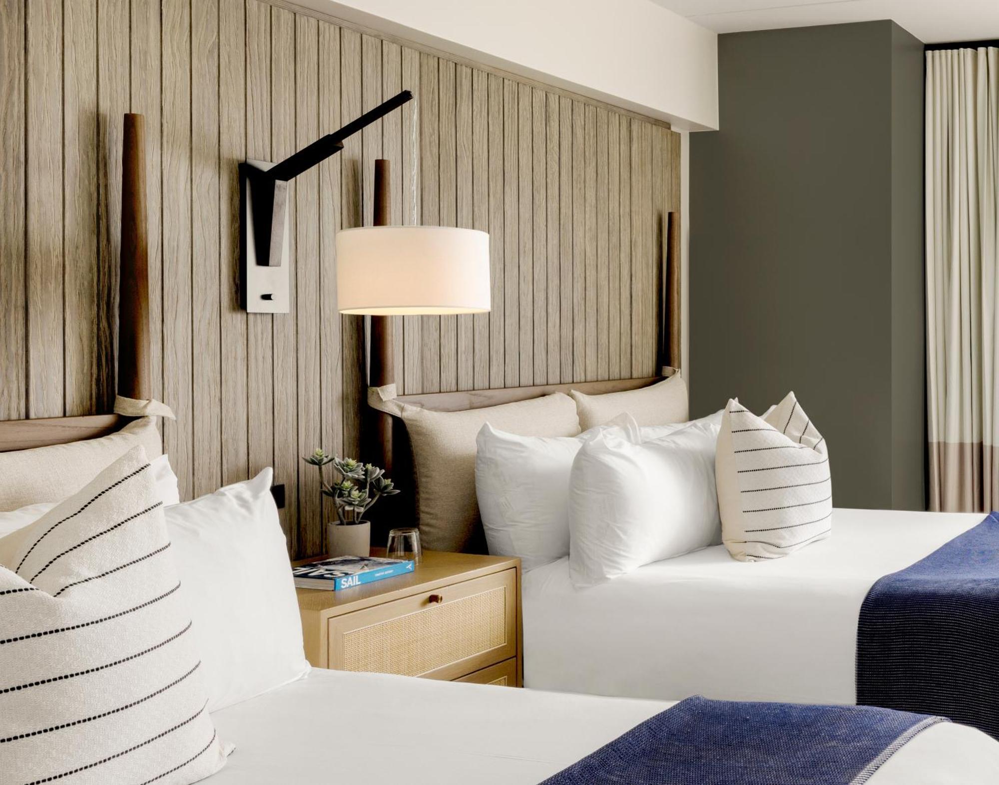 Newport Harbor Island Resort מראה חיצוני תמונה